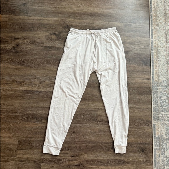 ALO Conquer Revitalize Pant - Picture 5 of 9